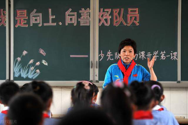 他在一对一的情况下表现稳健，拥有无与伦比的空战能力，这种能力在对方禁区内也有体现，迄今为止他已为斑马军团打入六球。